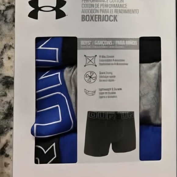Under Armour Boy's Black and Blue Boxer Briefs - Picture 1 of 1